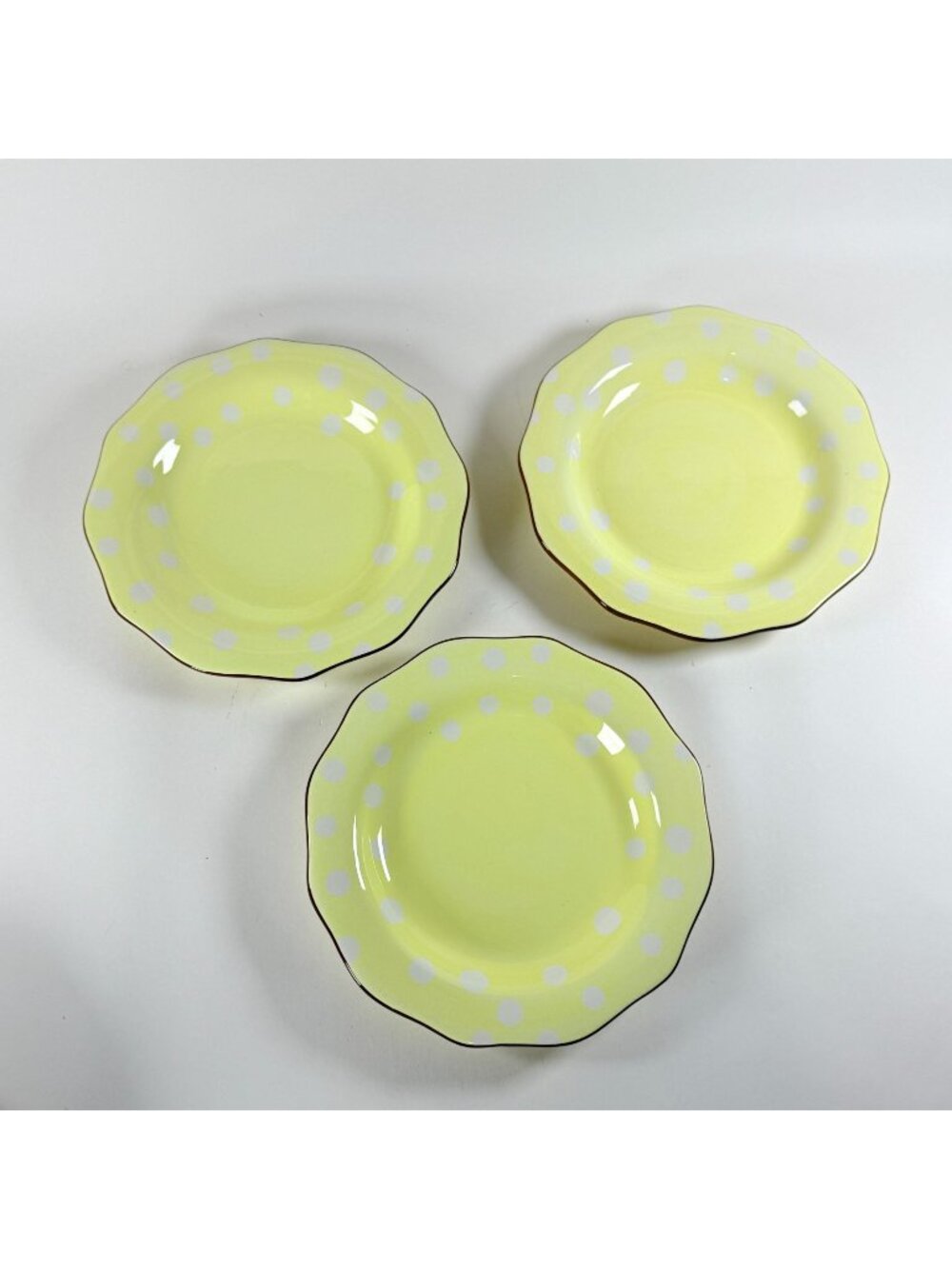 Paula Deen 3 Dot Crazy Dinner Plates Yellow w/White Polka Dot Scalloped 11.5"